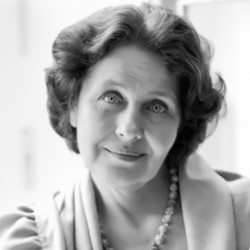 Елена Мельникова