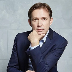 Олег Погудин