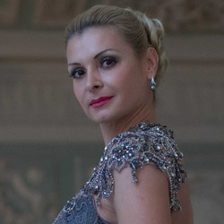 Наталья Манулик - Офицерский бал - YouTube