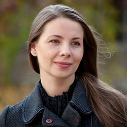 Анна Геллер