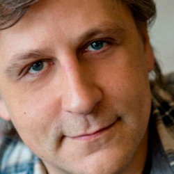Роман Нечаев