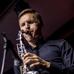 Павел Скорняков