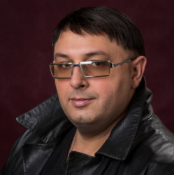 Эдуард Домбровский