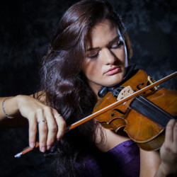 Елена Таросян