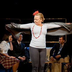 Scene from «Дорогая Елена Сергеевна»