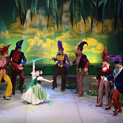 Cцена из «История Дюймовочки»