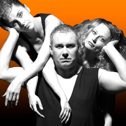 Scene from «За закрытыми дверями»