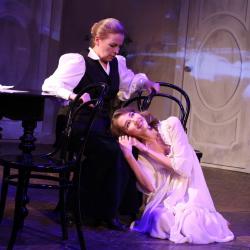 Scene from «Васса»