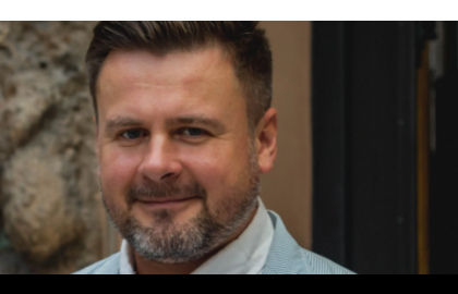 Максим Вальков