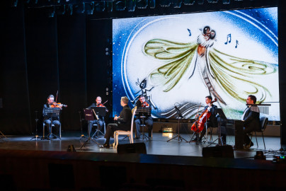 Artfonix. "Басни Крылова" с живой музыкой и чтецом