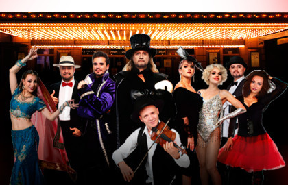 Scene from «12 мюзиклов»