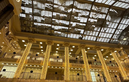 Рождественская классика в ночи