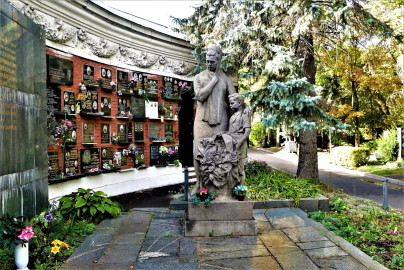 Куда приводят мечты: квест-экскурсия по Новодевичьему кладбищу (без гида)