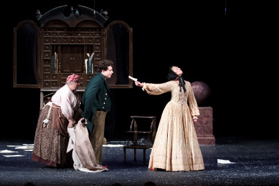 Scene from «С кем поведешься»