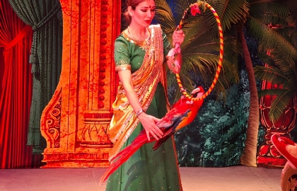 Вслед за старой сказкой