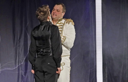 Scene from «На всякого мудреца довольно простоты»