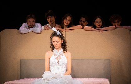 Cцена из «Женитьба»