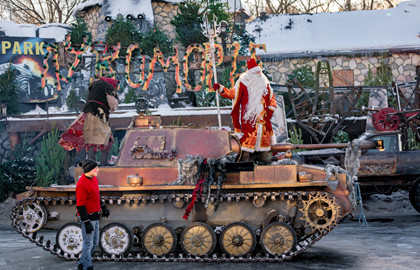 Семейное шоу каскадеров Мастера Панина "Новогодняя сказка"