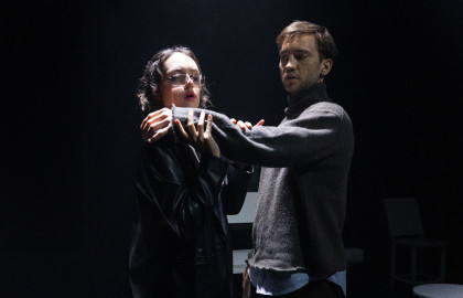 Cцена из «Ближе»