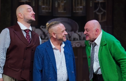 Scene from «Моя безумная свадьба»