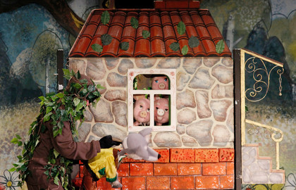 Три веселых поросенка или как подружиться с Волком