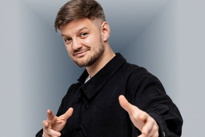 Алексей Жаров