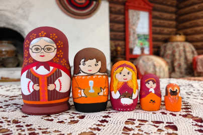 Матрёшка поколений