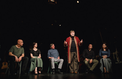 Scene from «Версальский экспромт»