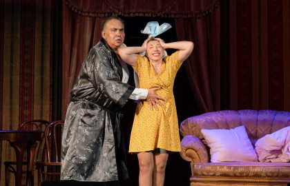 Scene from «Скупой папик»