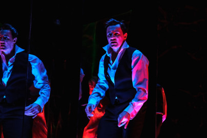 Scene from «Темные аллеи»