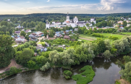 Старинный Боровск – город за красивым поворотом и тайны фресок «боровского Бэнкси»