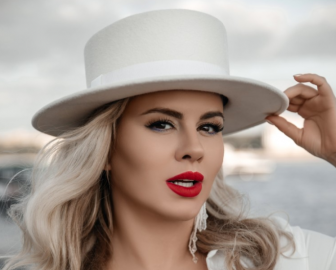 Анна Семенович