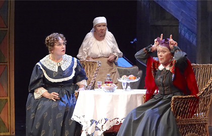 Scene from «Не все коту масленица»