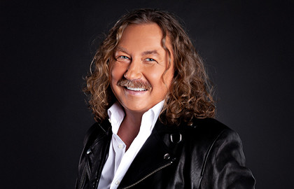 Игорь Николаев