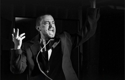 Cцена из «Александр Петров - Двадцать пять ноль один»