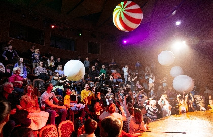 Майнкрафт VS Роблокс: Челлендж Шоу