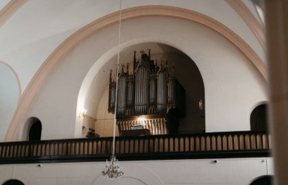 Орган при свечах: великий Бах