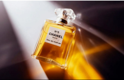 МАФ. Арома-вечер в музее: от Chanel № 5 до аромата за полмиллиона