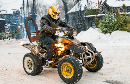 Семейное шоу каскадеров Мастера Панина "Новогодняя сказка"