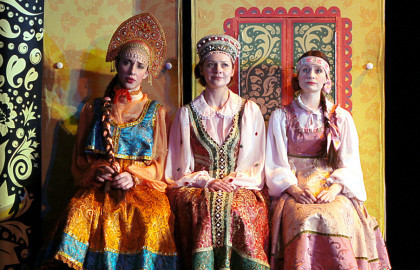 Cцена из «Аленький цветочек»