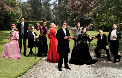 Scene from «На всякого мудреца довольно простоты»