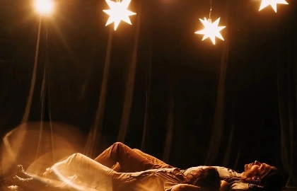 Scene from «Маленький Принц и Роза»