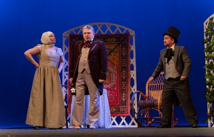 Scene from «Две шутки Чехова»