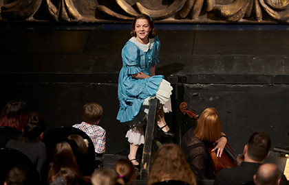 Алиса в Зазеркалье