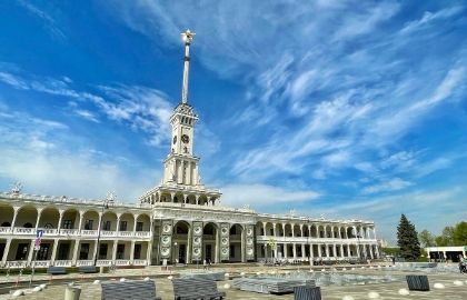 Северный Речной вокзал. Дворец и порт пяти морей (с обедом в историческом ресторане «Волга-Волга» и теплоходной прогулкой, пешеходная)