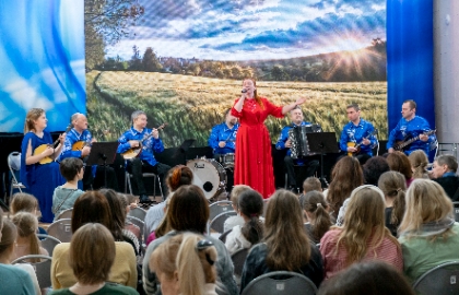 Я иду дорогою добра