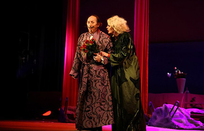 Scene from «Дали и испанская королева из Казани»