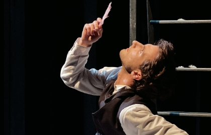 Scene from «Н.В.Гоголь «Записки сумасшедшего»»