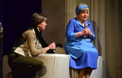 Cцена из «Отель двух миров»