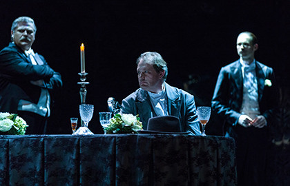 Cцена из «Инспектор пришел»